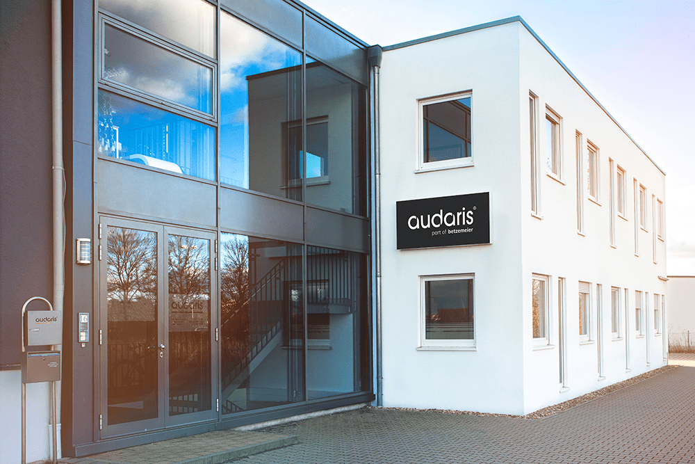 audaris GmbH Bürogebäude, Traunreuter Straße 16, 93073 Neutraubling